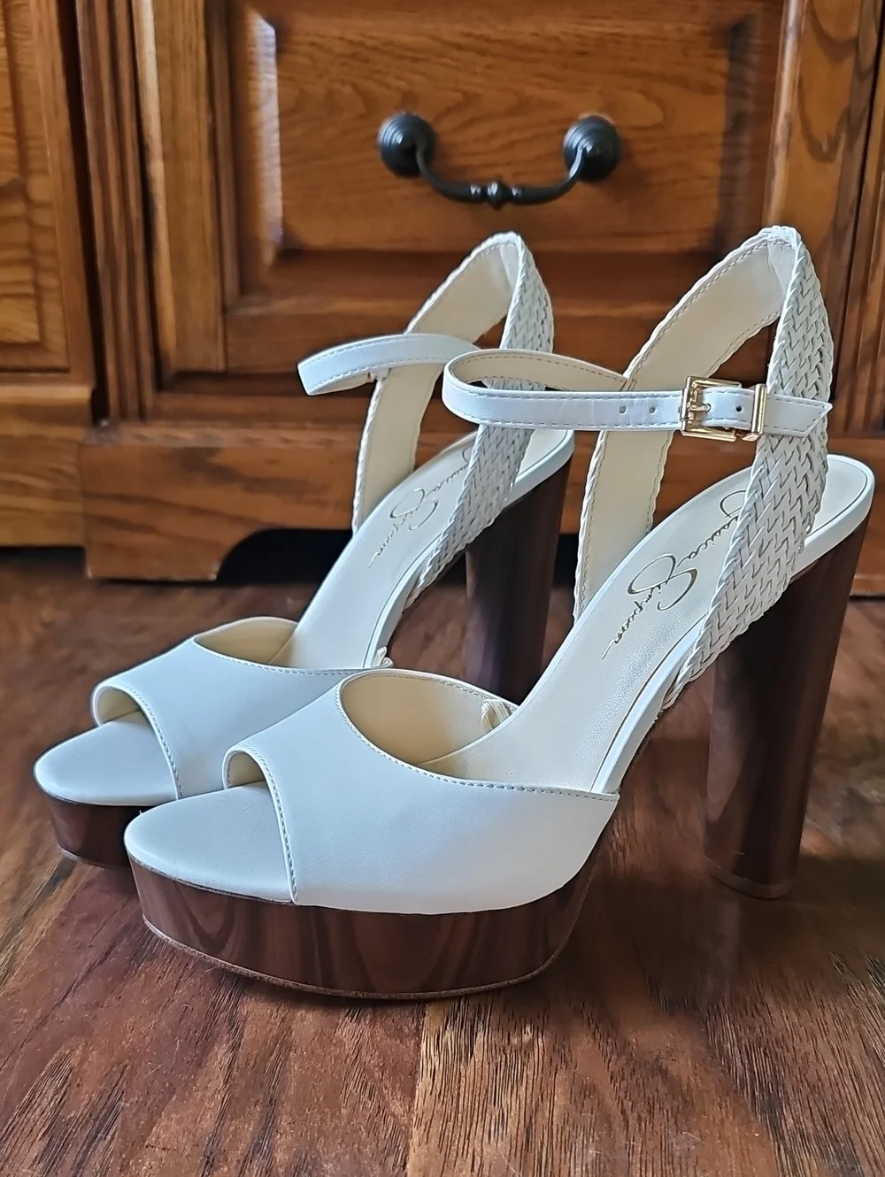Jessica Simpson White Platform Sandals with Wood-Effect Block Heel